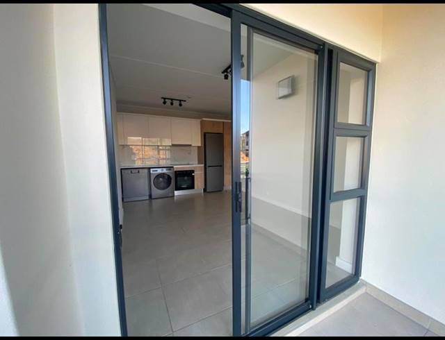 1 BEDROOM PROPERTY TO RENT IN RICHWOOD